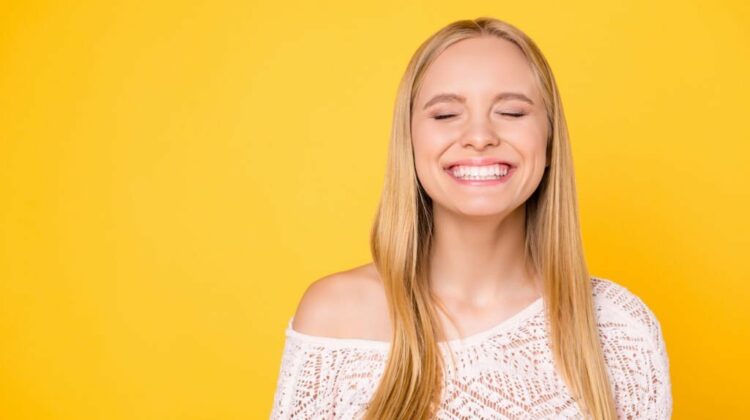 dental_implantlarla_dogal_bir_gorunum_klinik45